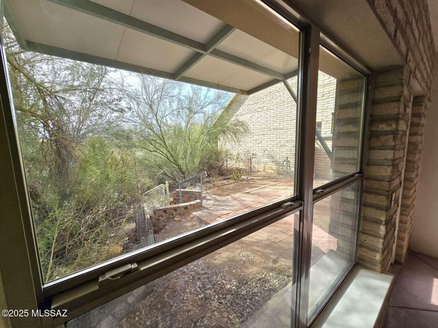 3047 N Gaia Place, Tucson, AZ 85745