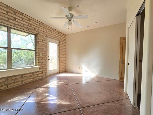 3047 N Gaia Place, Tucson, AZ 85745