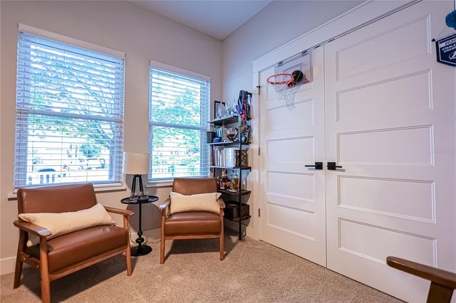 655 12TH AVENUE S, St Petersburg, FL 33701