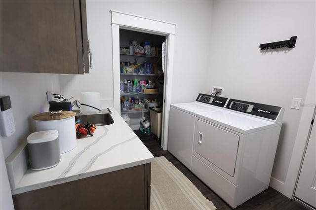 655 12TH AVENUE S, St Petersburg, FL 33701