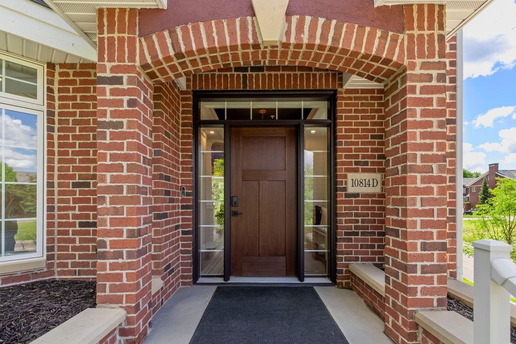10814 Falling Water Lane A, Woodbury, MN 55129 — photo 5