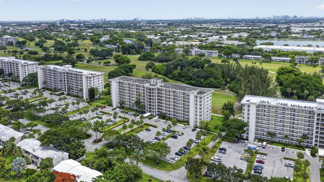 3150 N Palm Aire Drive 108, Pompano Beach, FL 33069