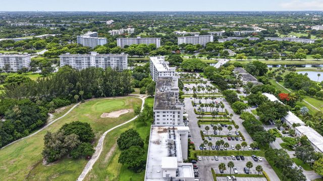 3150 N Palm Aire Drive 108, Pompano Beach, FL 33069