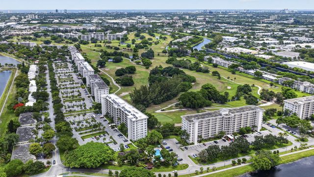 3150 N Palm Aire Drive 108, Pompano Beach, FL 33069