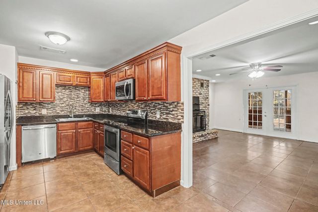 211 Palmyra Street, Long Beach, MS 39560