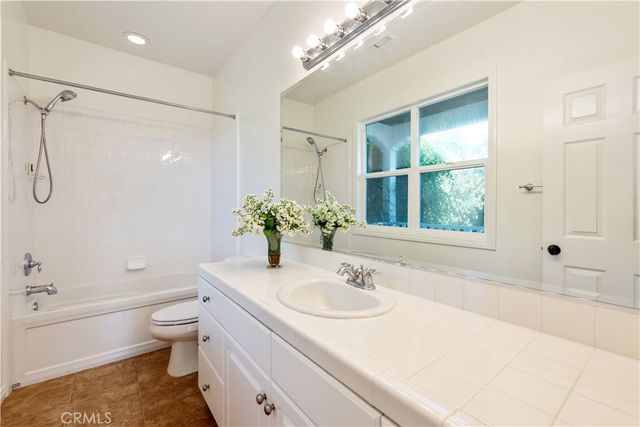36 Trailing Ivy, Irvine, CA 92620