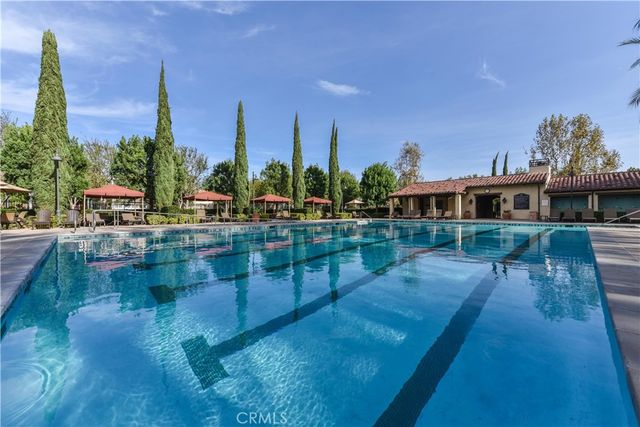 36 Trailing Ivy, Irvine, CA 92620