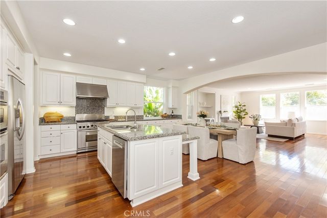 36 Trailing Ivy, Irvine, CA 92620