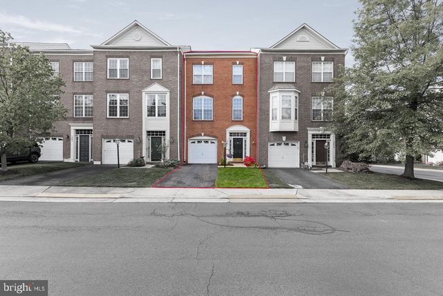 12957 WOOD CRESCENT CIR, Herndon, VA 20171