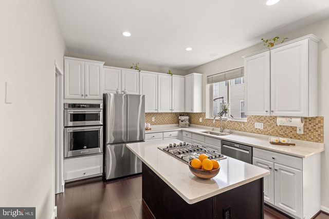 12957 WOOD CRESCENT CIR, Herndon, VA 20171