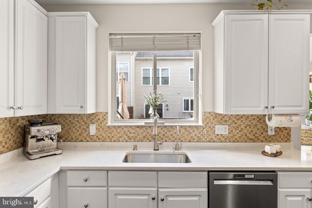 12957 WOOD CRESCENT CIR, Herndon, VA 20171