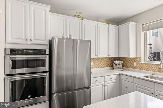 12957 WOOD CRESCENT CIR, Herndon, VA 20171