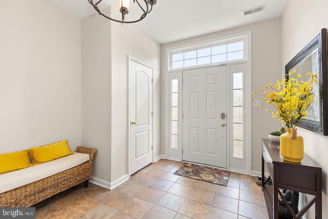 12957 WOOD CRESCENT CIR, Herndon, VA 20171
