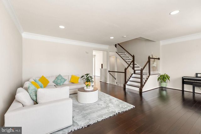 12957 WOOD CRESCENT CIR, Herndon, VA 20171