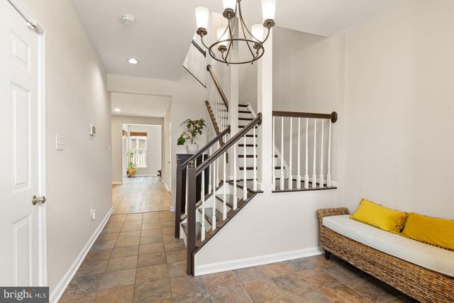 12957 WOOD CRESCENT CIR, Herndon, VA 20171