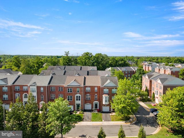 12957 WOOD CRESCENT CIR, Herndon, VA 20171