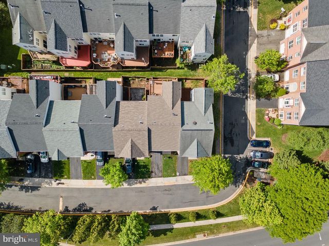 12957 WOOD CRESCENT CIR, Herndon, VA 20171