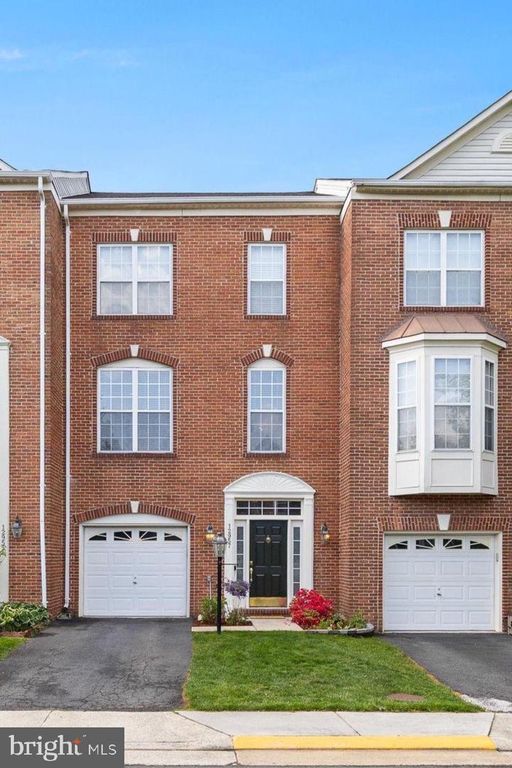 12957 WOOD CRESCENT CIR, Herndon, VA 20171