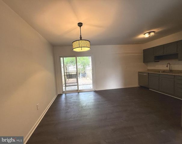 5 BENTLEY CT, Fredericksburg, VA 22408