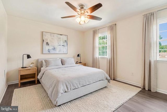 5 BENTLEY CT, Fredericksburg, VA 22408