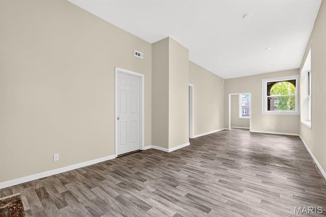 4 Lewis Place, St Louis, MO 63113