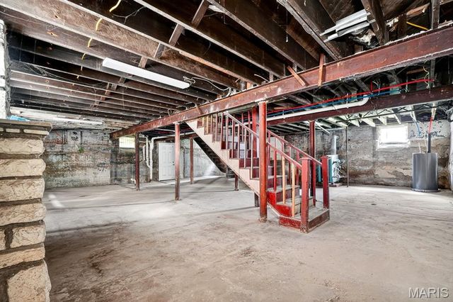 4 Lewis Place, St Louis, MO 63113