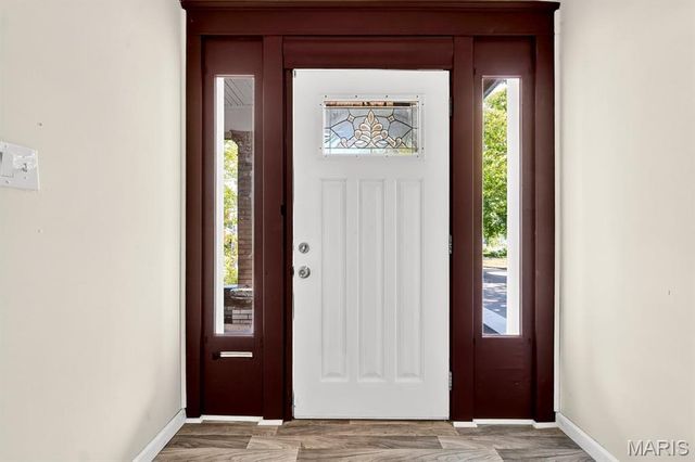 4 Lewis Place, St Louis, MO 63113