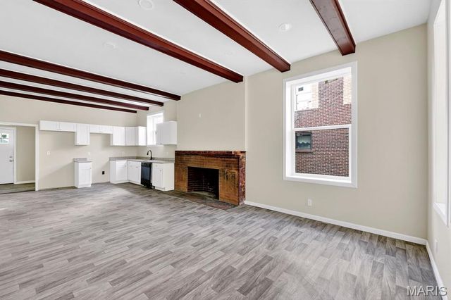 4 Lewis Place, St Louis, MO 63113