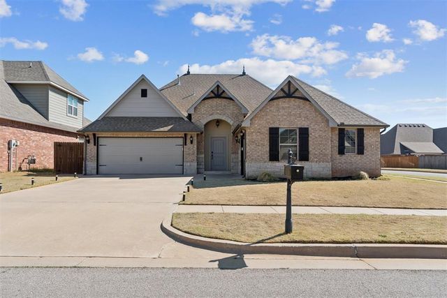 18812 Trailview Way, Edmond, OK 73012