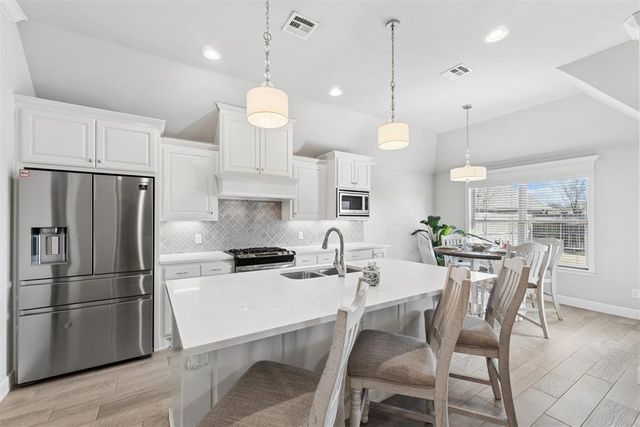 18812 Trailview Way, Edmond, OK 73012