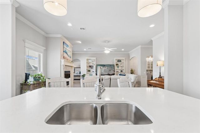 18812 Trailview Way, Edmond, OK 73012