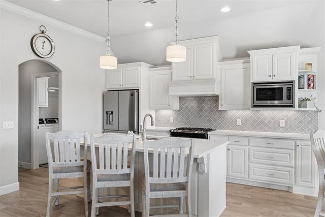 18812 Trailview Way, Edmond, OK 73012