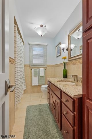 29 N 8Th St, Kenilworth Boro, NJ 07033