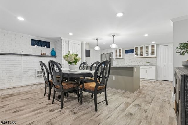 29 N 8Th St, Kenilworth Boro, NJ 07033