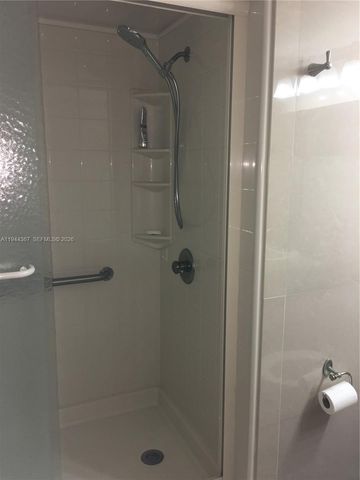 540 Brickell Key Dr 1006, Miami, FL 33131