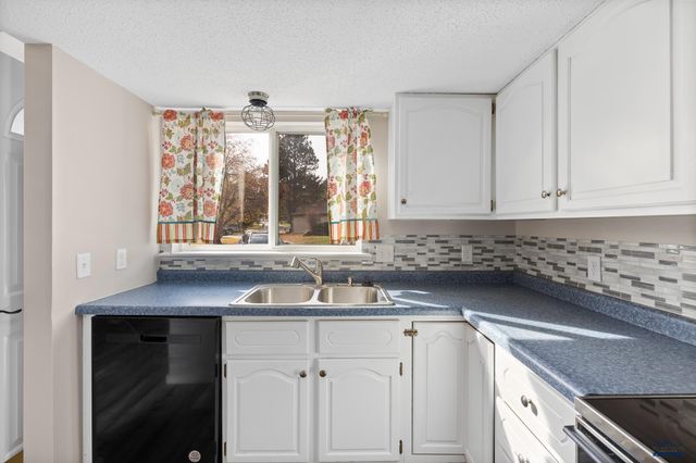 3314 IDLEWILD CT, Rapid City, SD 57702