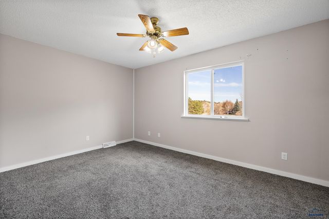 3314 IDLEWILD CT, Rapid City, SD 57702