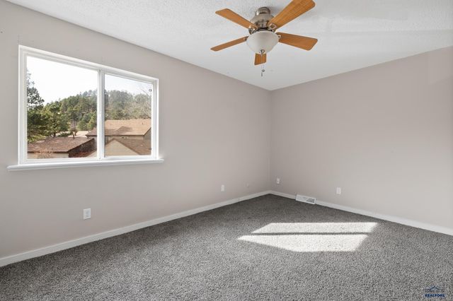 3314 IDLEWILD CT, Rapid City, SD 57702