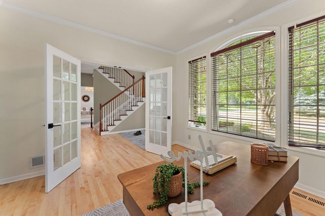 3749 Fairway Drive, Woodbury, MN 55125