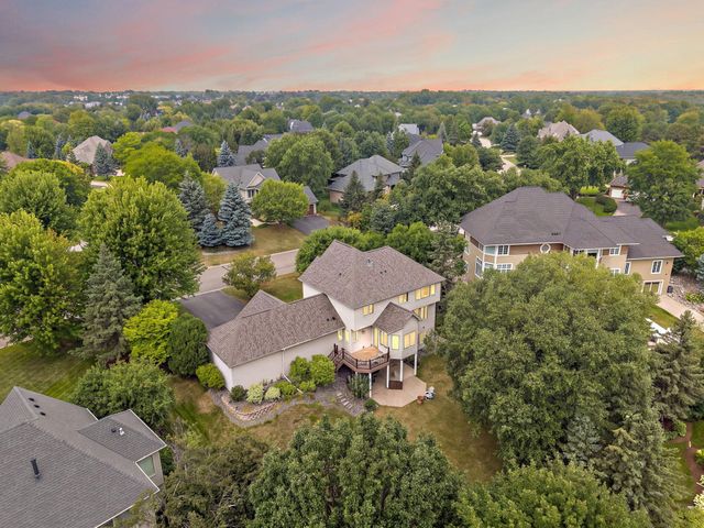3749 Fairway Drive, Woodbury, MN 55125