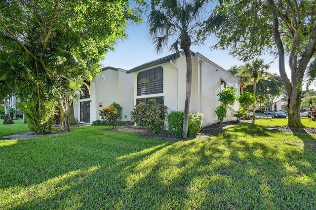 10155 Mangrove Drive 101, Boynton Beach, FL 33437
