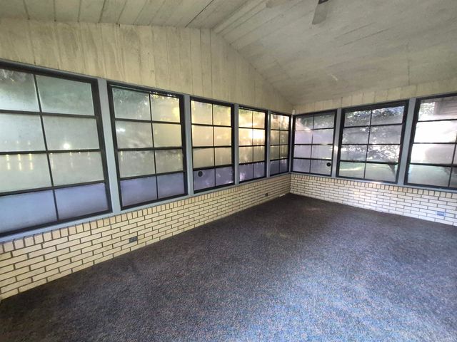 19282 Marion Avenue, South Bend, IN 46637