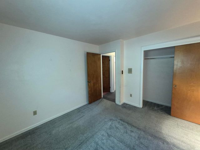 19282 Marion Avenue, South Bend, IN 46637