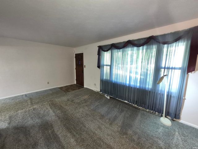 19282 Marion Avenue, South Bend, IN 46637
