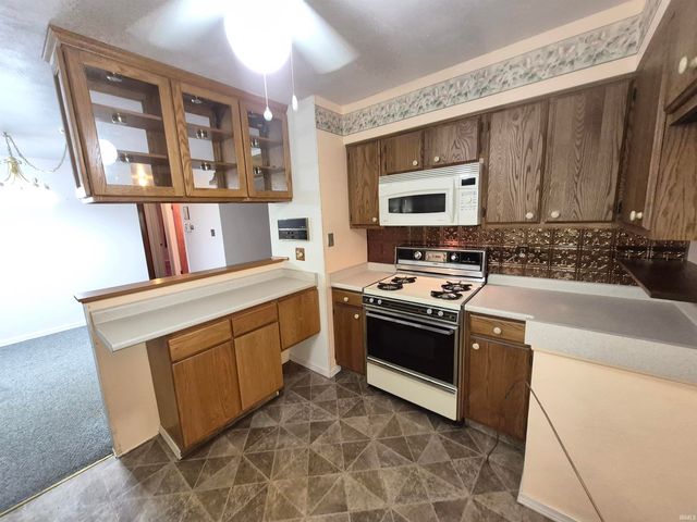 19282 Marion Avenue, South Bend, IN 46637