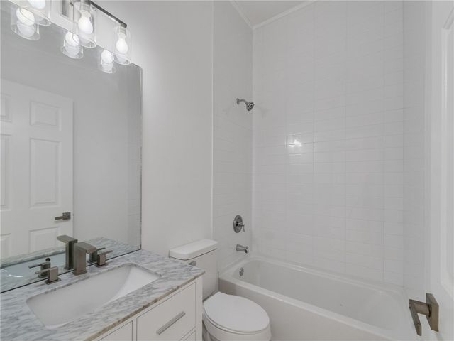 424 53rd Square, Vero Beach, FL 32968