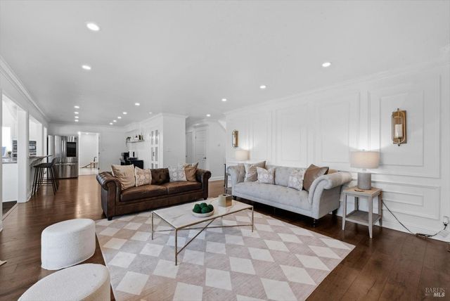 160 Wykoff Dr, Vacaville, CA 95688