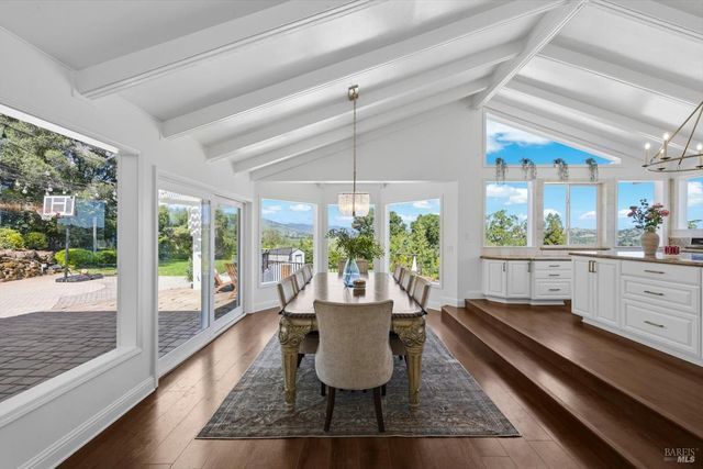 160 Wykoff Dr, Vacaville, CA 95688