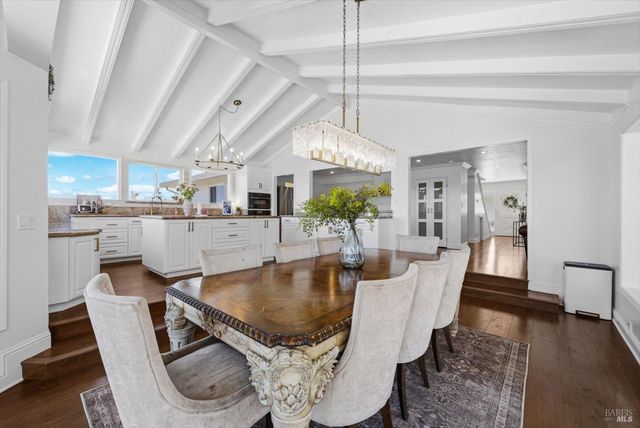 160 Wykoff Dr, Vacaville, CA 95688