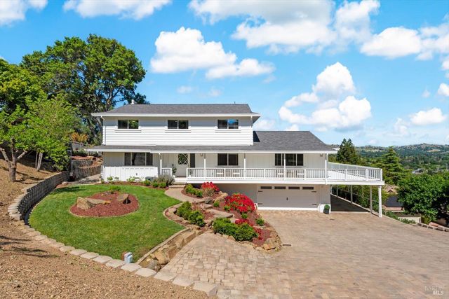 160 Wykoff Dr, Vacaville, CA 95688